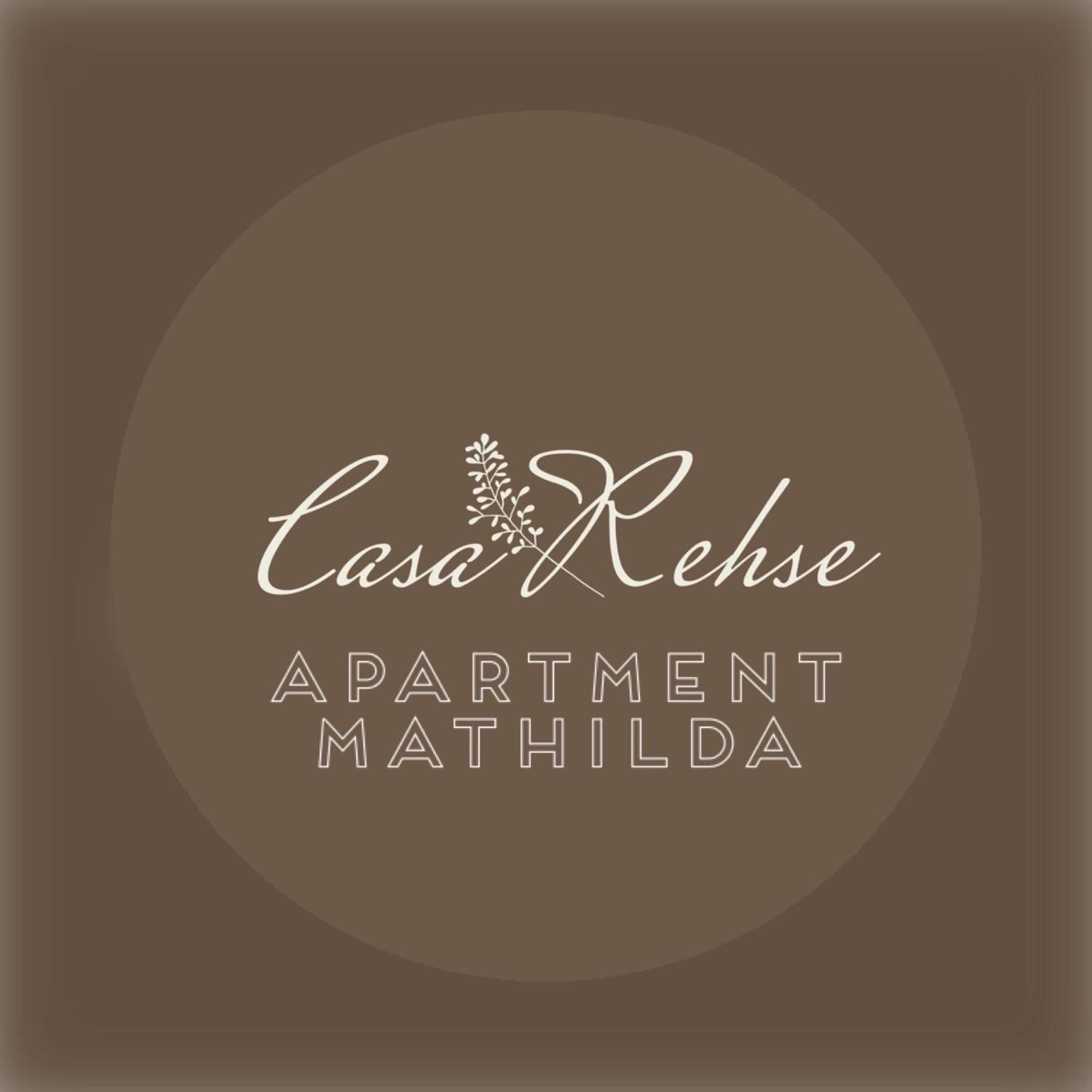 Casa Rehse I Loft-Apartment I Kostenlos Parken & Wlan I Self-Check-In I Oepnv I 65Zoll-Tv Erfurt Exterior photo